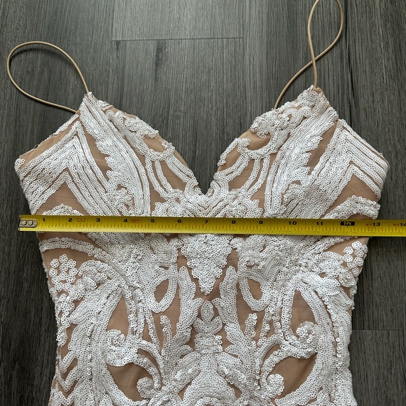 B. Darlin Womens Juniors Sequined Mini Bodycon Dress White/Cream - Picture 7 of 7